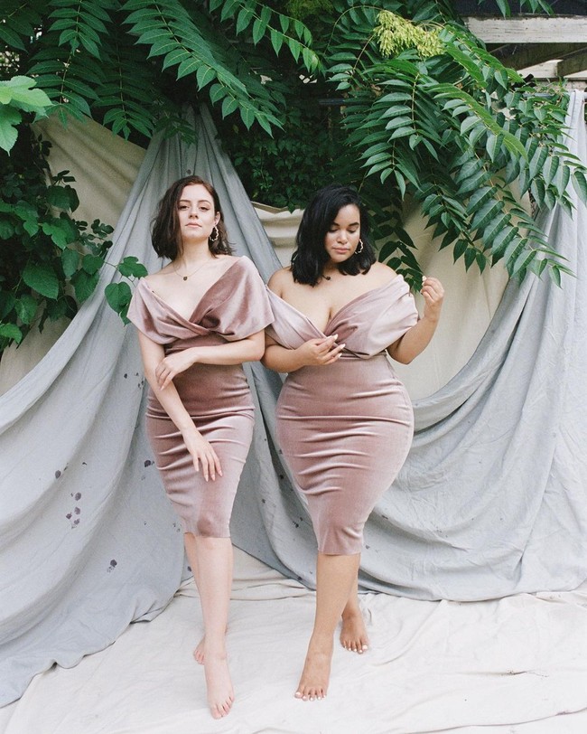 Dua sahabat bernama Denise Mercedes Marte dan Maria Castellanos sering berbagi OOTD di media sosial. Bukan OOTD biasanya, mereka membawa pesan positif bahwa semua wanita bisa tampil cantik terlepas dari bagaimana bentuk tubuh mereka. Foto: Instagram @denisemmercedes