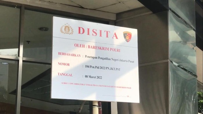 Gedung KSP Indosurya yang disita Bareskrim di Jakpus (Rakha/detikcom)