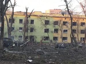 Pemerintah Turki Mulai Evakuasi Staf Kedutaan dari Ukraina
