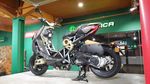 Lebih Mahal dari Toyota Agya, Ini Potret Skuter Italjet Dragster Limited Edition