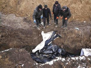 Mayat-mayat Berserakan Juga Ditemukan di Mariupol
