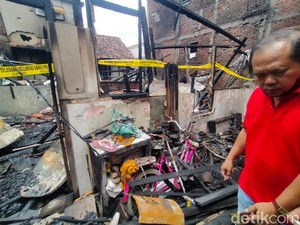 Dua Rumah Semi Permanen Ludes Terbakar Gegara Elpiji 3 Kg Ngowos