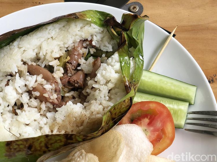 Nasi Bakar Para Pengembara di Cipanas, Menggoda Rasa