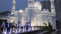 Masjid At-Thohir diharapkan menjadi sarana dakwah dan ibadah bagi umat muslim serta dapat mengembangkan kawasan tersebut. 