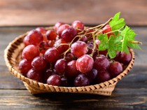 Bukan Obat, Tapi Konsumsi 6 Buah Ini Bikin Ginjal Kuat dan Sehat