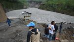 Merapi Erupsi Lagi, Material Vulkaniknya Sampai Tutupi Kali Gendol