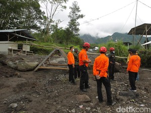 Ganjar Siapkan Strategi Khusus Evakuasi Warga Lereng Merapi, Seperti Apa?