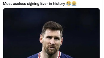Kedatangan Lionel Messi ke PSG dianggap netizen ini tidak berguna. Tanpa Messi, PSG musim sebelumnya justru melaju ke semifinal dan final Liga Champions. Kini mereka terhenti di babak 16 besar. Foto: Twitter