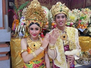 Mengenal Upacara Dharma Suaka dan Rangkaian Pernikahan Adat Bali