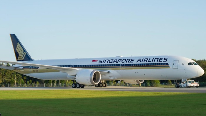 Pesawat Singapore Airlines Boeing 787