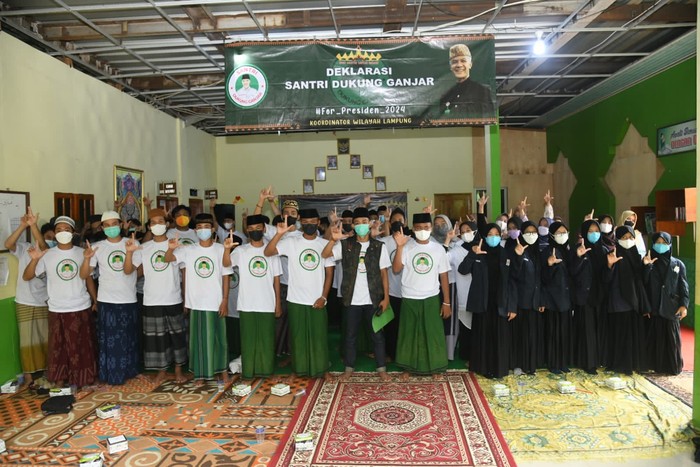 Sejumlah Santri di Lampung Deklarasi Dukung Ganjar Nyapres 2024