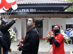 Asyik Banget! Ini Bukan Cafe, Tapi Grapari Telkomsel di Jawa Timur