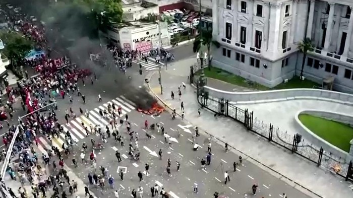 Demo di Argentina Menolak IMF