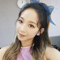 Dan inilah potret Dita Karang setelah debut sebagai main dancer SECRET NUMBER. Lulusan American Musical and Dramatic Academy itu akan mengisi soundtrack drama Korea A Business Proposal bersama Soodam dan ZUU. Foto: dok. Instagram @secretnumber.official