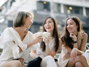 Bye Agustus, Netizen Harap September Ceria Bukan Sadtember
