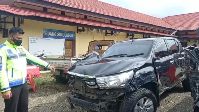 Kecelakaan mobil dinas Pemda Seluma dengan pikap