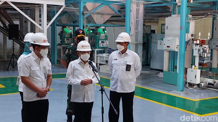 Maruf Amin Sidak Stok Beras ke Gudang Bulog
