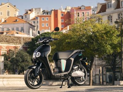 Motor Listrik Yamaha Neo Setara Skutik 50 cc