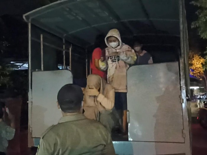 Penggerebekan rental kos short time di Tulungagung