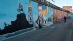 Presiden Ukraina Dibikin Mural di Polandia, Jidatnya Diberi Huruf Z