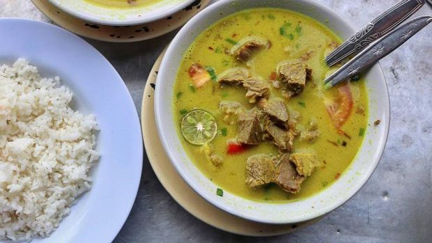 Rekomendasi Soto Kuning Bogor Slurpp! Ini 5 Soto Kuning Legendaris di Bogor Buat Hangatkan Perut