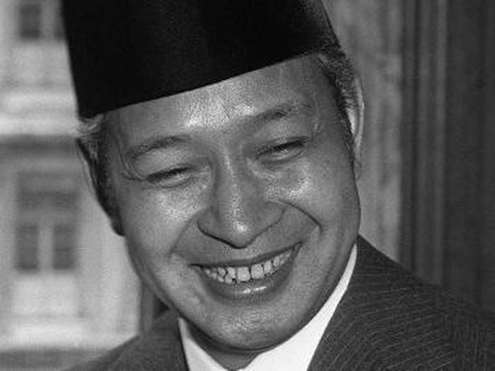 Portrait dated 1970s of Indonesian President Mohamed Suharto. (Photo by - / AFP)