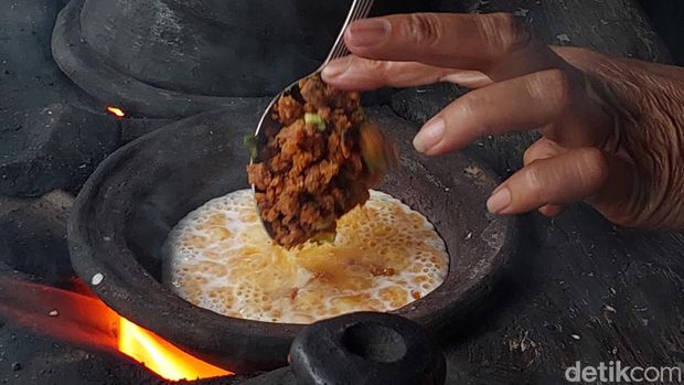 Surabi Ibu Anah di Majalaya, Kabupaten Bandung