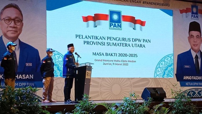 Zulkifli Hasan Saat Memberikan Sambutan Acara Pelantikan PAN Sumut