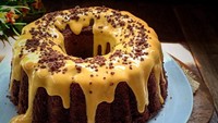 Mau bikin cake cokelat istimewa? Coba bikin cake dengan paduan saus salted egg ini. Rasanya yang manis-manis gurih pasti puaskan selera. Bahannya banyak, namun mudah didapat. Kamu bisa menconteknya di resep ini. Foto: Ratri Wahyuni