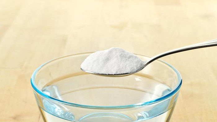 Manfaat Baking Soda untuk Putihkan Gigi