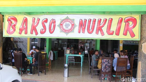 Bakso nuklir di Jombang