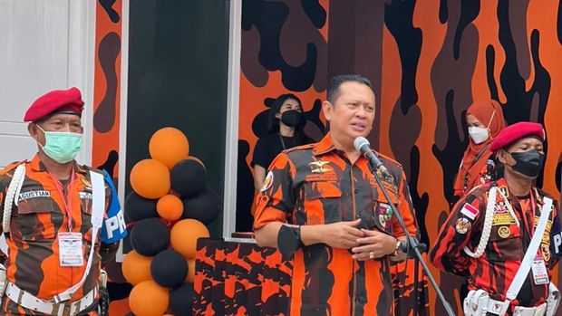 Bamsoet resmikan Graha Pemuda Pancasila di Jambi.