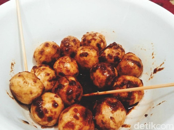 Cilok Bang Ridho, kuliner hits Majalengka.