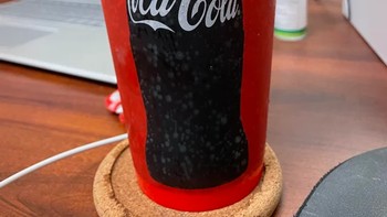 Jadi tahu tinggal berapa air minumnya. Foto: Brightside