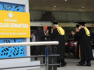 Ganjar Pranowo Bicara Keharmonisan Negara dan Pancasila di UNS