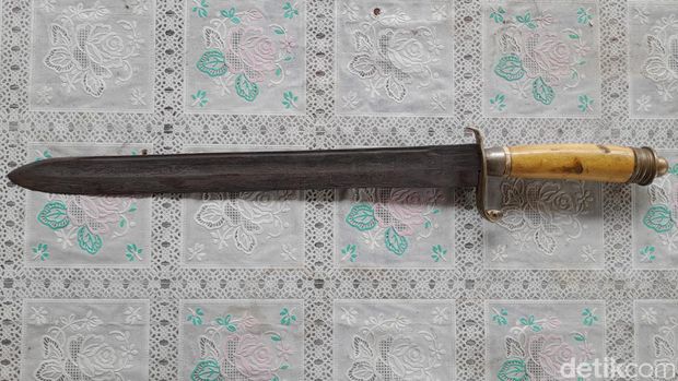 Golok Cikeruh yang menjadi salah satu koleksi Museum Prabu Geusan Ulun di Kabupaten Sumedang