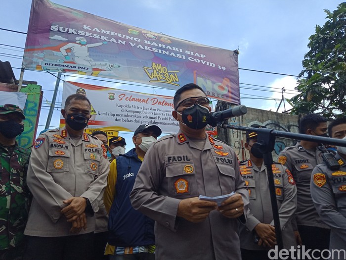 Kapolda Metro Irjen Fadil Imran Bakal Bangun Pos Polisi di Kampung Bahari (Nahda/detikcom)