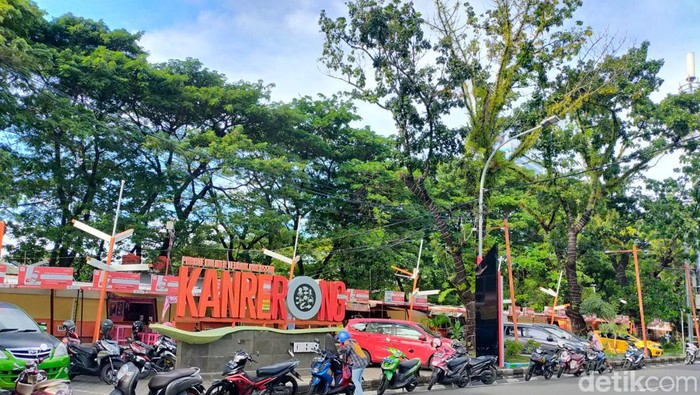 Kawasan kuliner Kanrerong Kota Makassar.