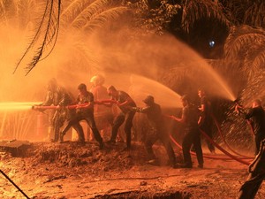 Ngeri Ledakan Sumur Minyak Ilegal di Aceh Bikin Nyawa Melayang