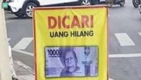  Spanduk ini bukan mencari uang hilang lho. Melainkan mencari uang pecahan Rp 10 ribu yang hilang, yang bisa ditukarkan dengan semangkuk mie ayam. Tentunya penjual mie ayam yang satu ini cukup kreatif dengan teknik marketingnya. Foto: Twitter/Site