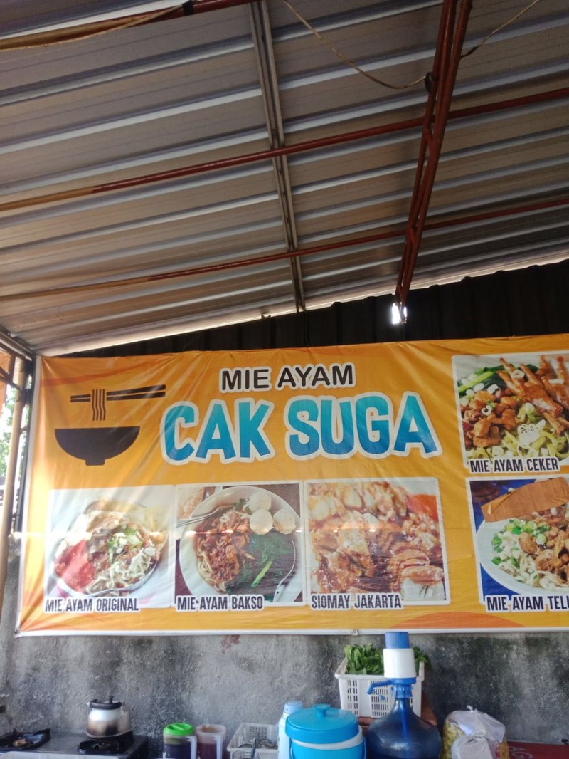 Terinspirasi Artis Korea, 10 Nama dan Tampilan Warung Makan Ini Bikin Ngakak!
