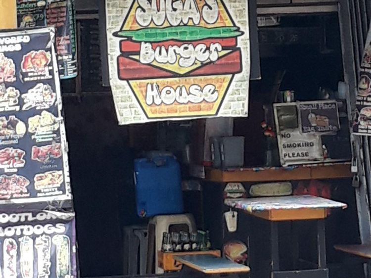 Terinspirasi Artis Korea, 10 Nama dan Tampilan Warung Makan Ini Bikin Ngakak!