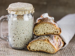 Sourdough vs Roti Biasa, Mana yang Lebih Enak dan Sehat?