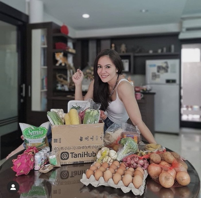 Wulan Guritno Seksi di Usia 40, Intip Makanan Favoritnya Wulan Guritno Seksi di Usia 40, Intip Makanan Favoritnya
