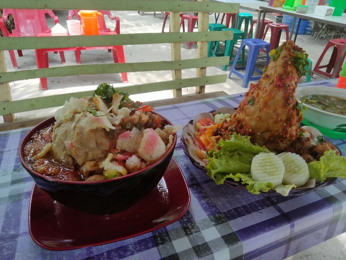 Bakso tumpeng