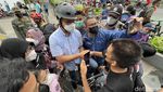 Datangi JPO Pinisi, Anies Jadi Sasaran Wefie