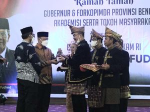 Gubernur Bengkulu Terima Air dari Sumur Pengasingan Bung Karno untuk IKN