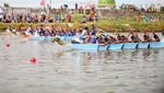 Yuk Lihat Adu Cepat Perahu Naga di Mojokerto