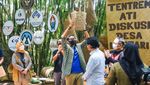 Pasar Papringan Temanggung, Bayarnya Pakai Keping Bambu