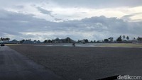Handayani pun optimistis, gelaran Moto GP 2022 di Indonesia akan membawa industri pariwisata bergeliat, khususnya di Lombok. Seperti diketahui, sektor pariwisata menjadi yang terdampak paling besar dengan adanya pandemi.